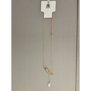 Bansri Gold Tone Leaf Lariat Necklace with Teardrop Pendant N778 GLD-B